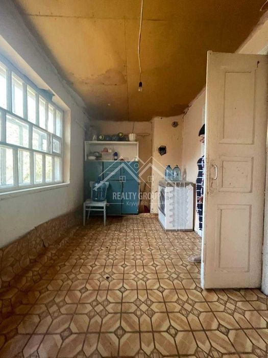 Продаж затишного будинку по Черняховського