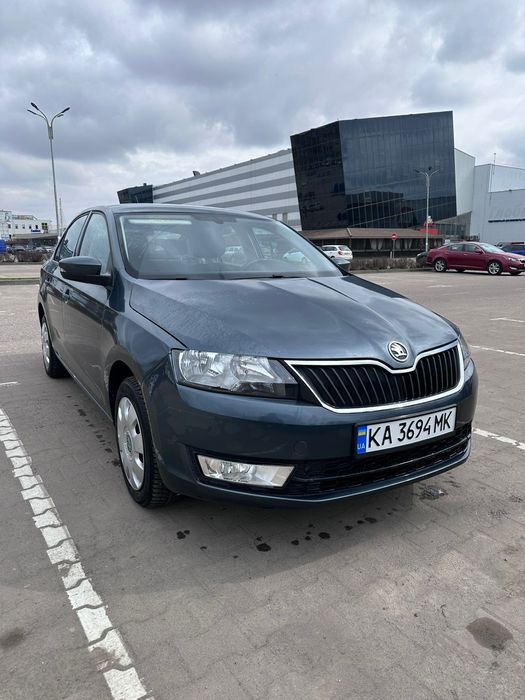 Продам  Skoda Rapid  2017 год 1.2 tsi