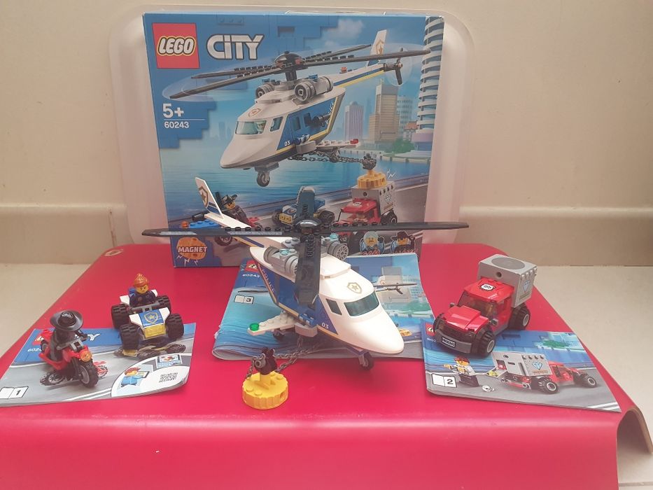Lego city - Perseguição Policial de Helicóptero (60243)