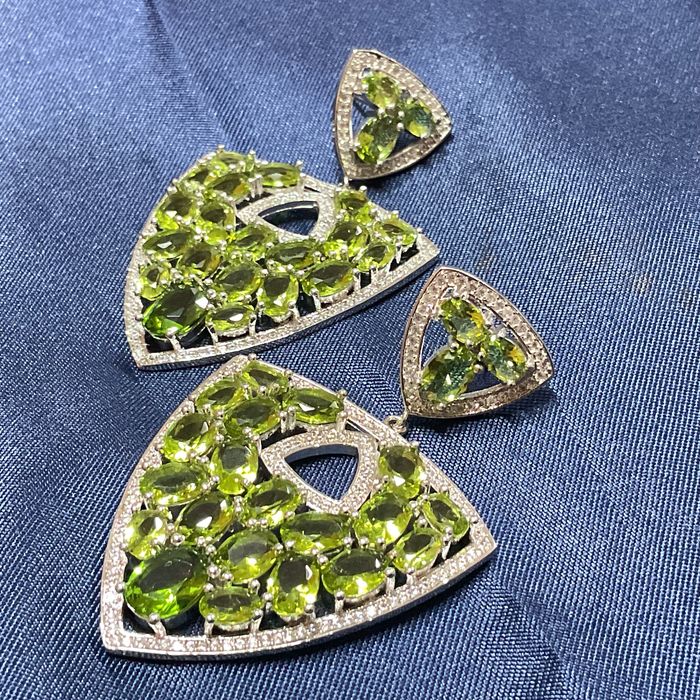 Brincos prata 925 medidas de 6 cm