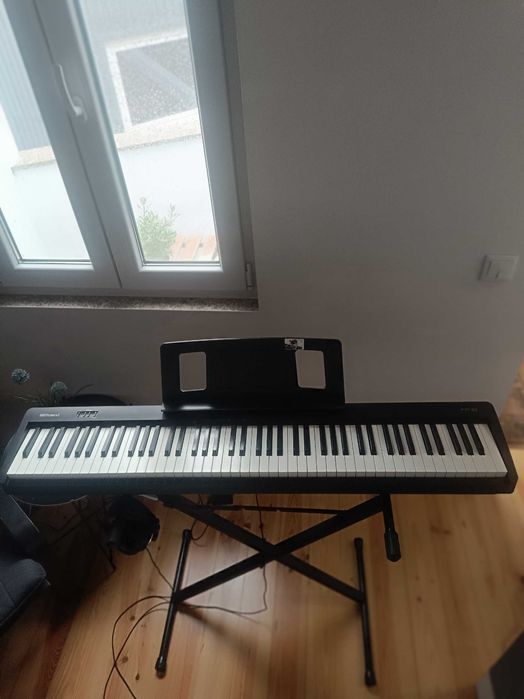 Piano Roland Fp-10