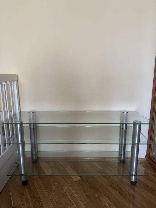 Скляний журнальний столик