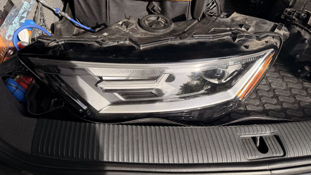 Lampy Q7 USA 2021