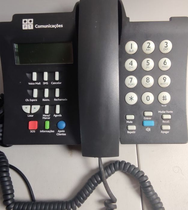 Telefones antigos - Ler anuncio