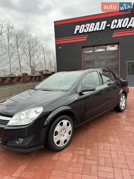 Opel Astra H/FL 3 2009 sedan 1.6 mpi