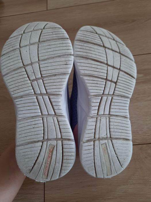 Adidasy sketchers 29