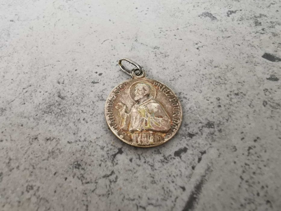 Medalik srebrny Francja połowa XX wieku