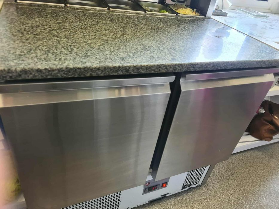 Kontener gastronomiczny, rożno, kebab, pełne wyposażenie