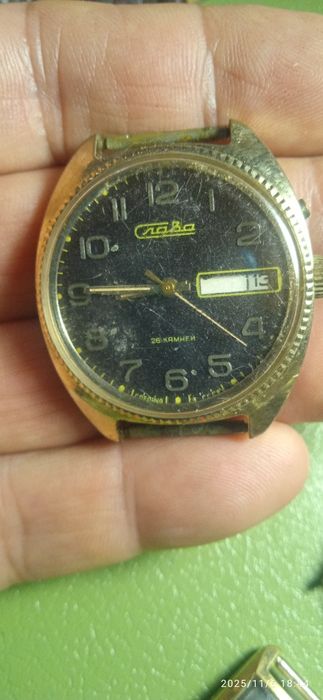 Часы мужские ,наручные.