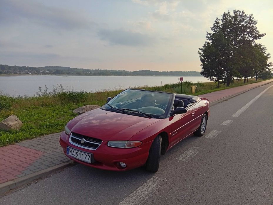 Chrysler Stratus