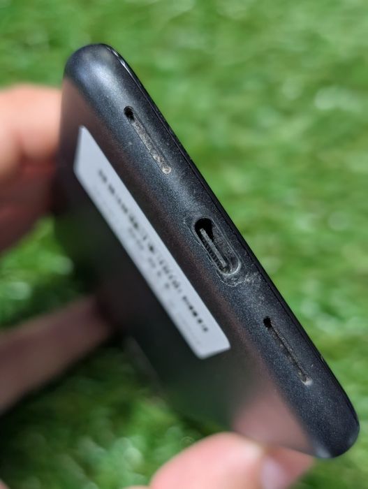 Google pixel 5 Obsidian (21843) 8/128Gb Neverlock 99% батарея