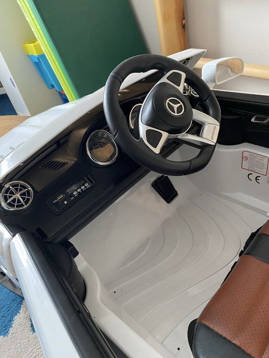 Auto dla dzieci Mercedes SL65 AMG Pilot, wymieniony akumulator