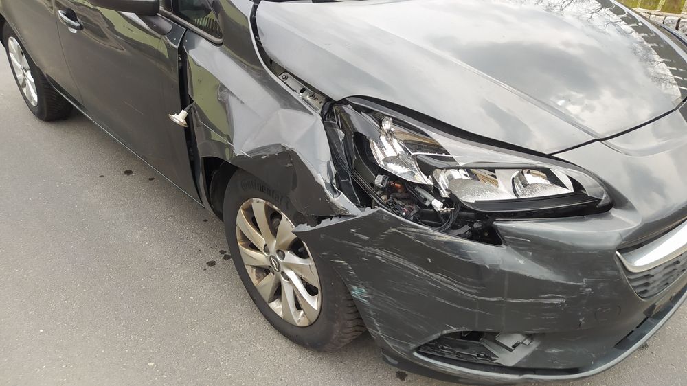 Opel Corsa E 09.2018, 1.4 90KM