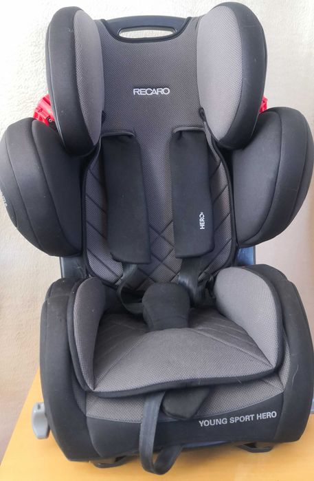Fotelik samochodowy  dla dziecka Recaro Young Sport Hero 9-36 kg