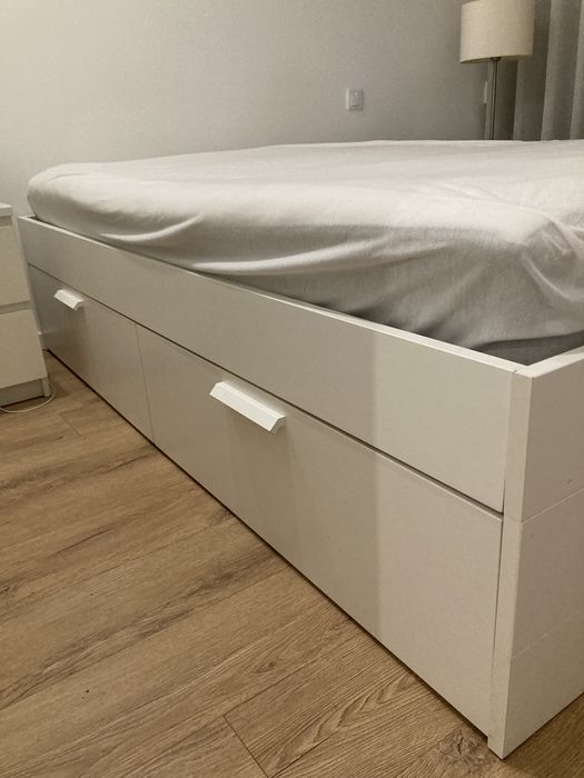 Cama com colchão