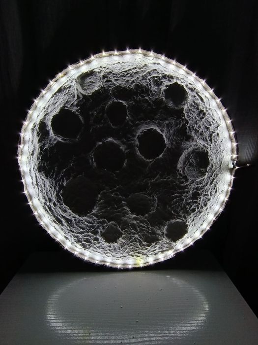 Candeeiro de parede. Luz de presença