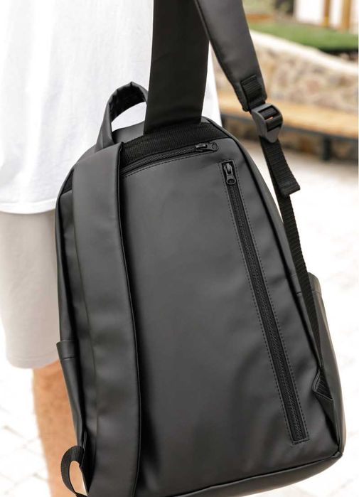 Качественный городской рюкзак ZARD LKT. Цвет: черный.