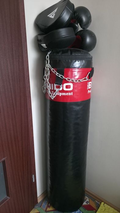 Zestaw bokserski: worek Bushido + rękawice+tarcze