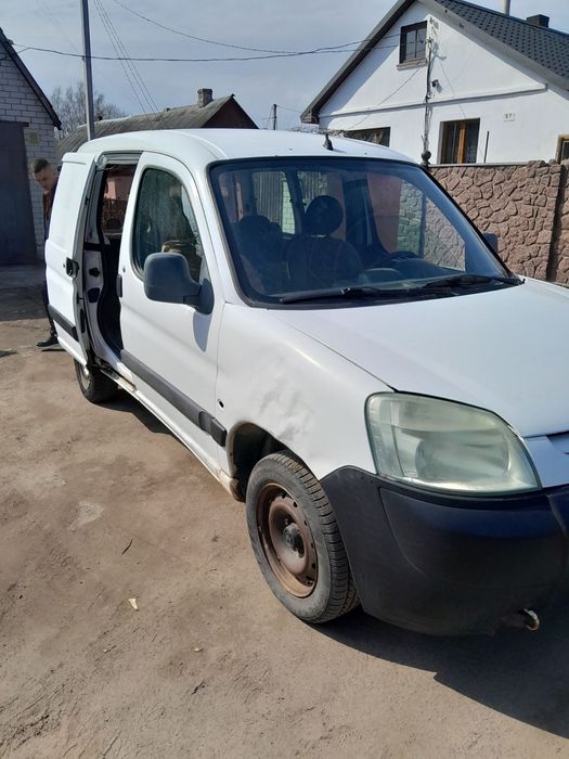 Продам Пежо Партнер.