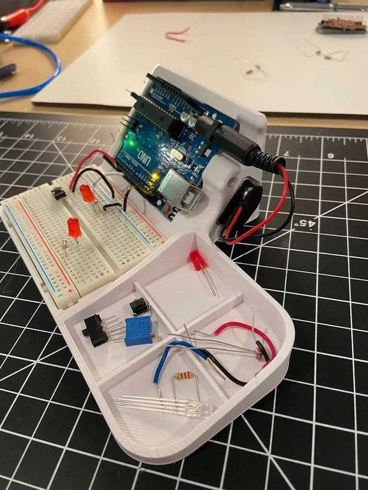 Основа для макетної дошки, підставка Arduino