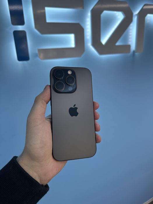 iPhone 16 PRO 128 GB BATERIA 98% GWARANCJA 12 miesiecy !!!