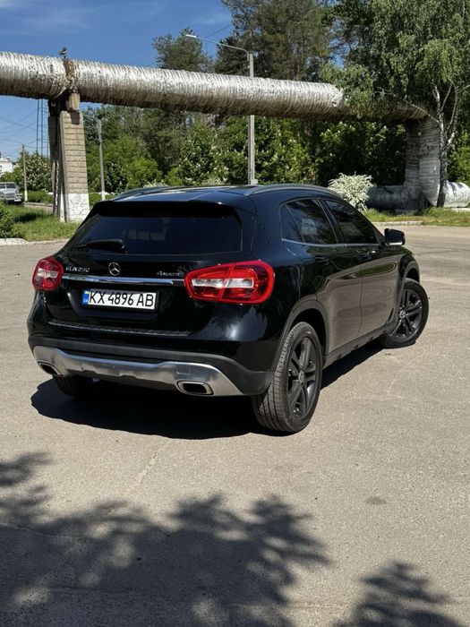 Mercedes-Benz GLA 250 W156