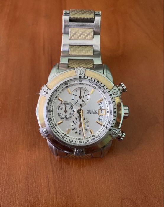 Guess u18507g1 top