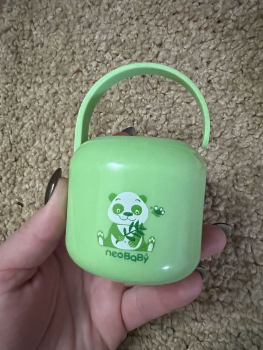 Контейнер для пустушки