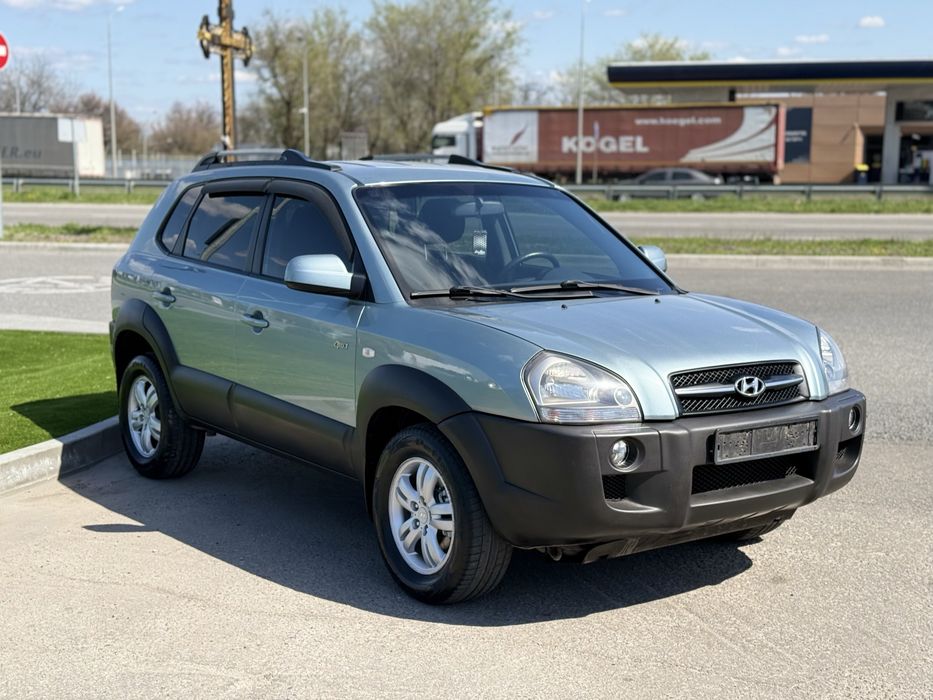 Hyundai Tucson 2.0 газ/бенз 4х4