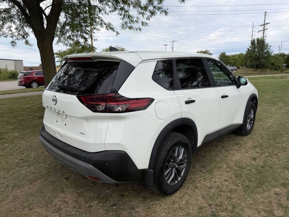 Nissan Rogue      2022