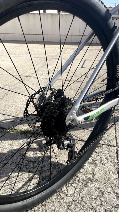 Bicicleta BTT Giant Talon 1 29" (Tamanho M) - Transmissão Shimano Deore