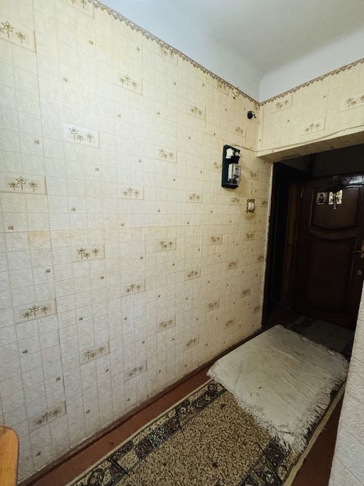 Продам двох кімнатна по вул.Вʼяч.Чорновола,18А.у м.Новий Розділ