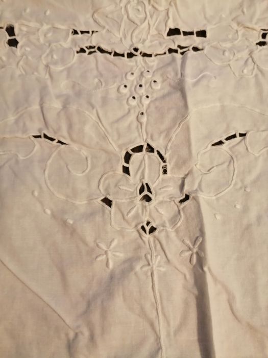 Toalha bordado da Madeira