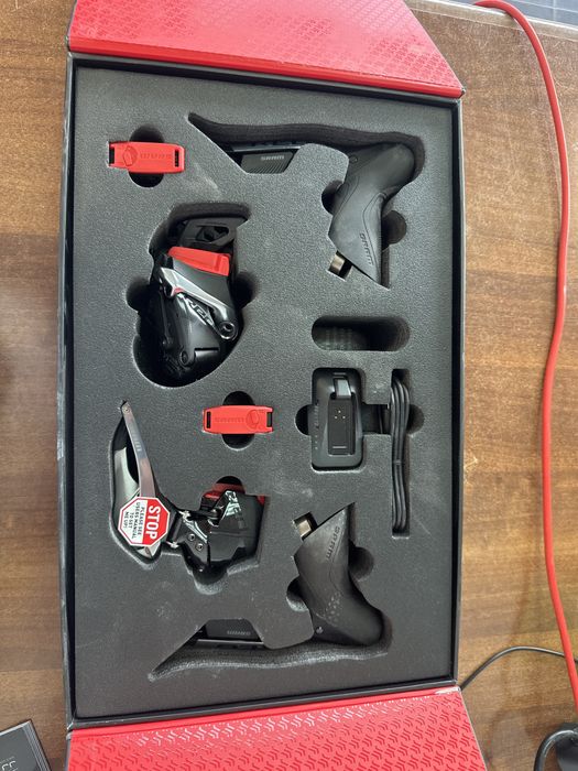 Sram RED AXS E1 Road novo