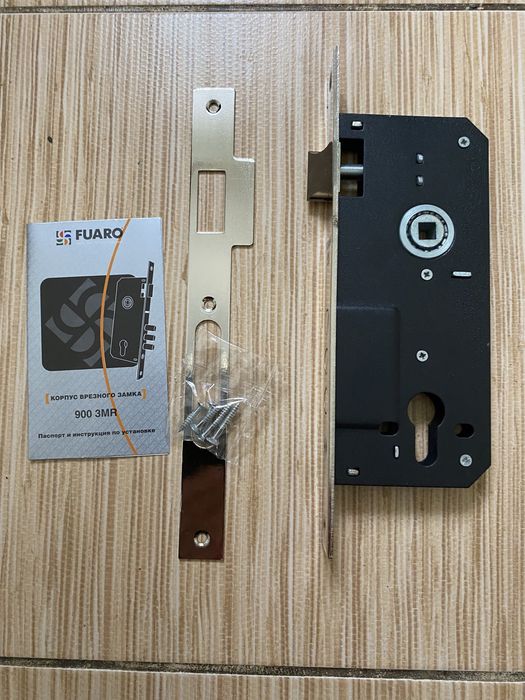 Продам замок врезной Fuaro 900 3mr