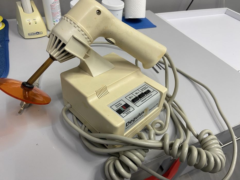 Продам стоматологічні лампи