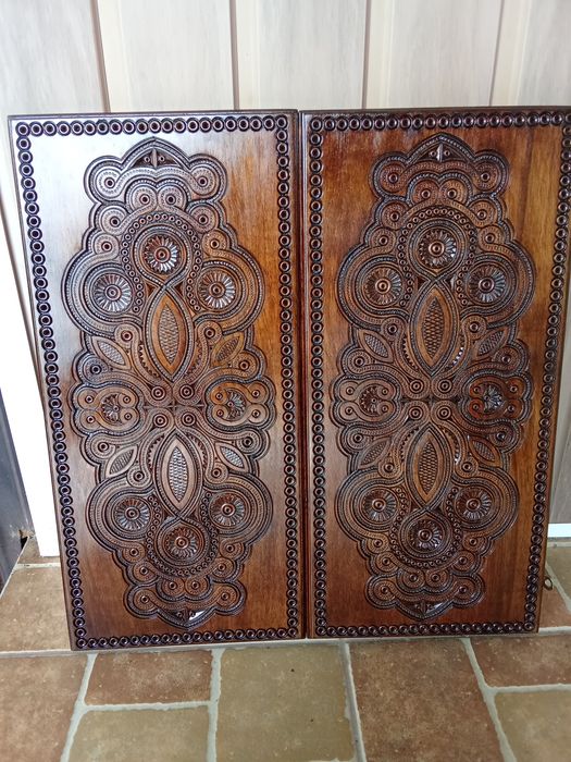 Нарди різьба по дереву