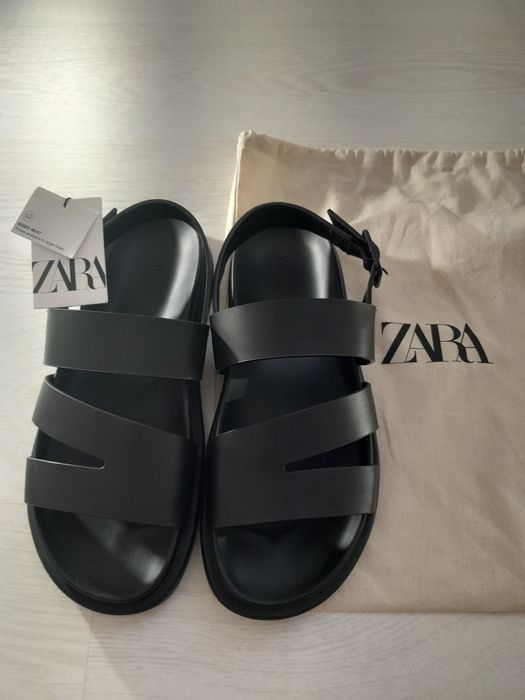 Новые сандалии Zara 40р.