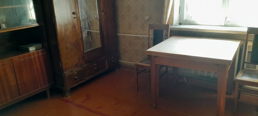 Продаж 3-кімнатної квартири без ремонту,проспект Миру 68