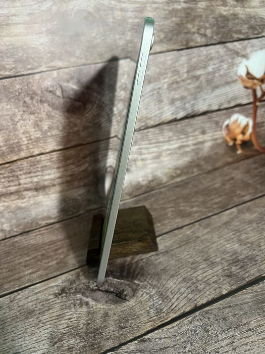 IPad 11 A16 2025 Silver 2025 АКБ 100%