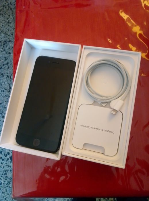 iPhone SE 2020 64GB Preto