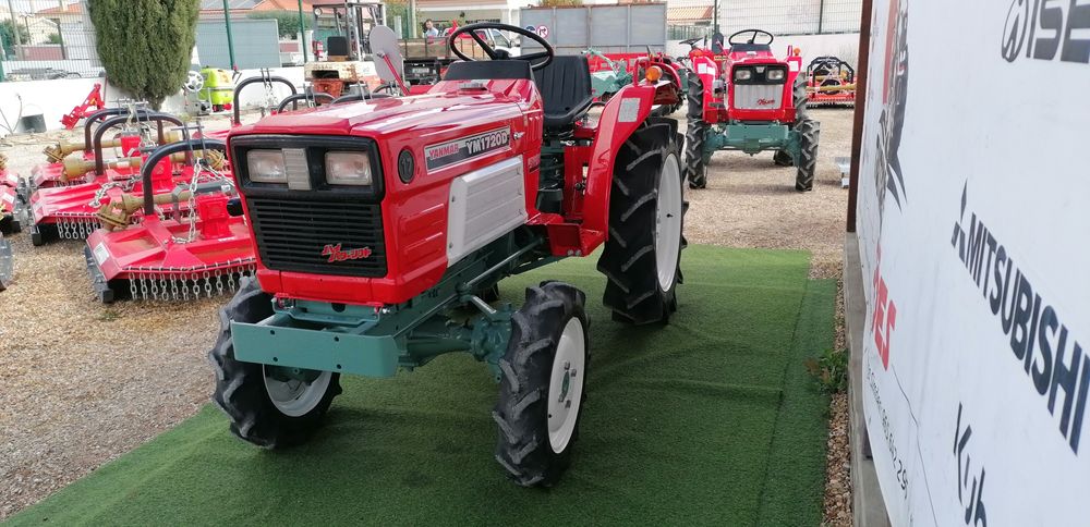 YANMAR YM 1702 D 4X4 /3Cilindros /frese /23CV