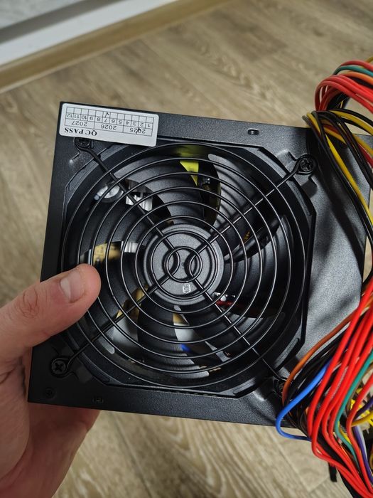 Новий блок живлення Vinga 400W (PSU-400-12) ATX