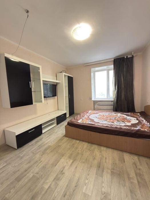 Продаж 2-х кімнат в гуртожитку вул. Кременчуцька