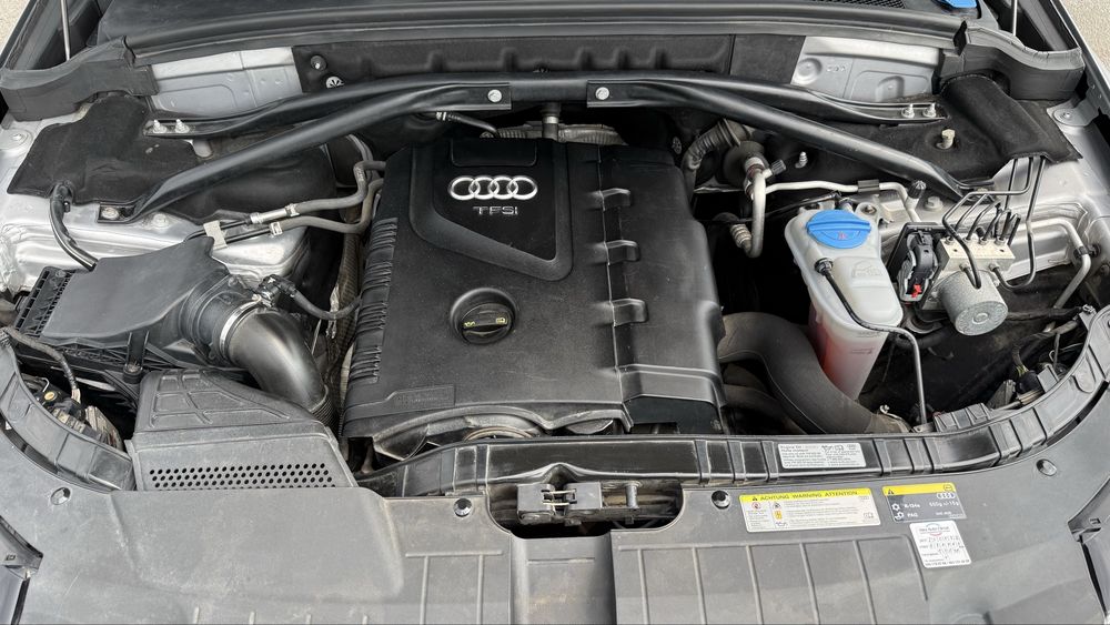 Продам СВОЮ Audi Q5 2.0 бенз 2015год 137 тыс км. Premium Plus