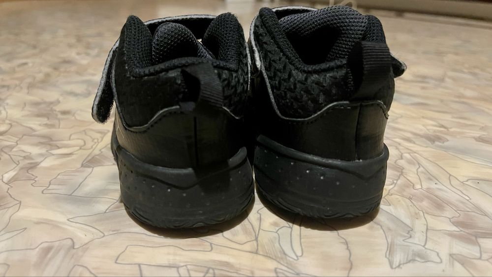 Детские теплые оригинальные кроссовки jordan