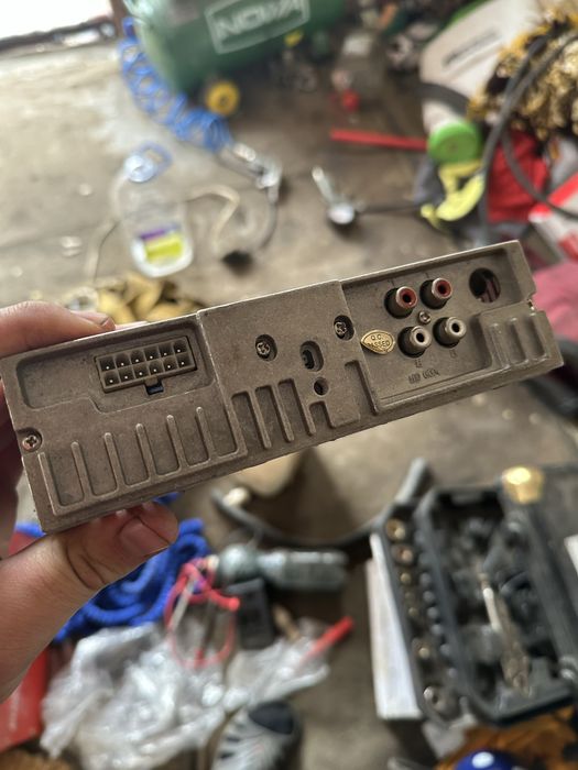 Продам магнітолу pioneer робоча