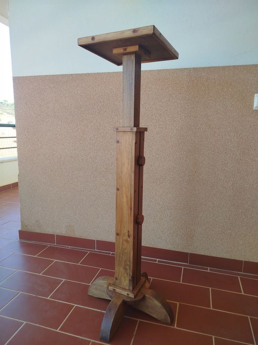Stands para colunas artesanais