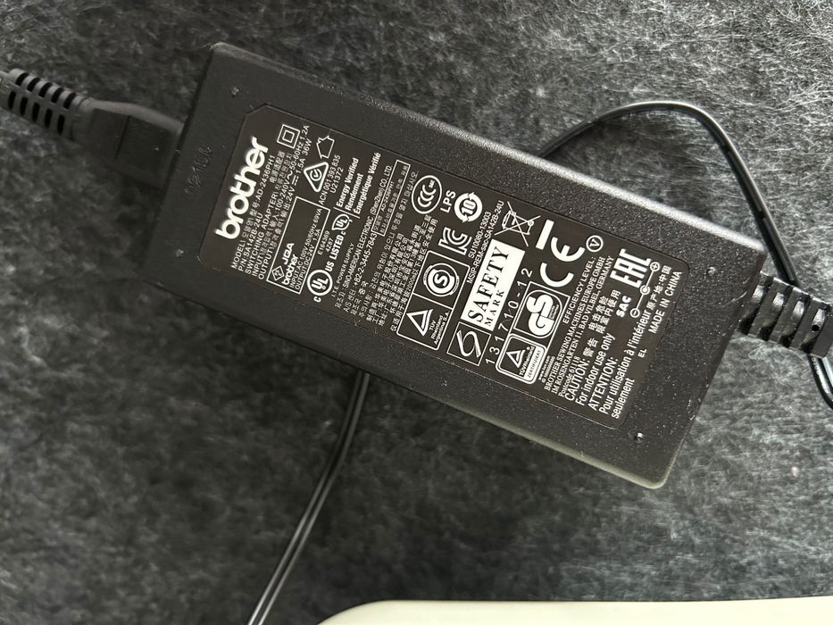 Ploter Brother CM840 ScanNCut – NOWY (tylko przetestowany) + komplet