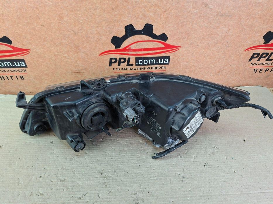 Honda Accord 7 VII 02-06 Фара правая ксенон блок розжига W3T10471